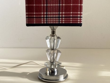 LAMPADA DA TAVOLO BASE CRISTALLO